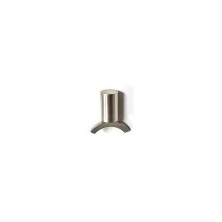 Knife for levelwind screw
